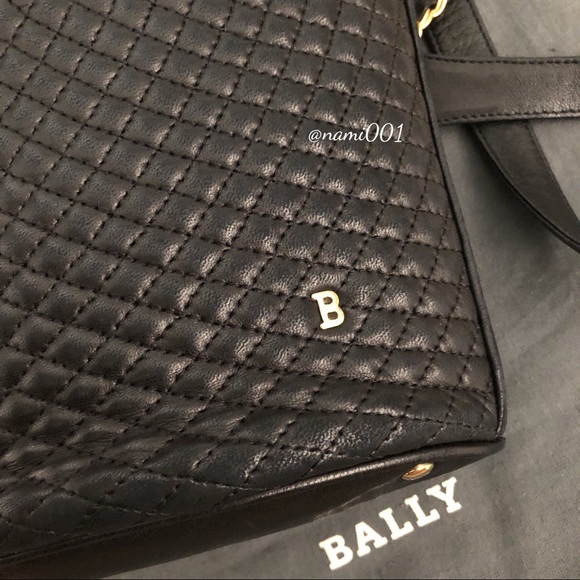 Vintage Bally Quilted Lambskin Shoulder Bag EUC - Picture 9 of 12